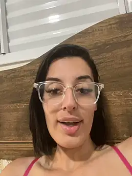 Chat +18 de Catmila94 ao vivo