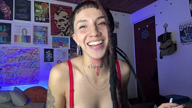 niah_11 Chat XXX in diretta
