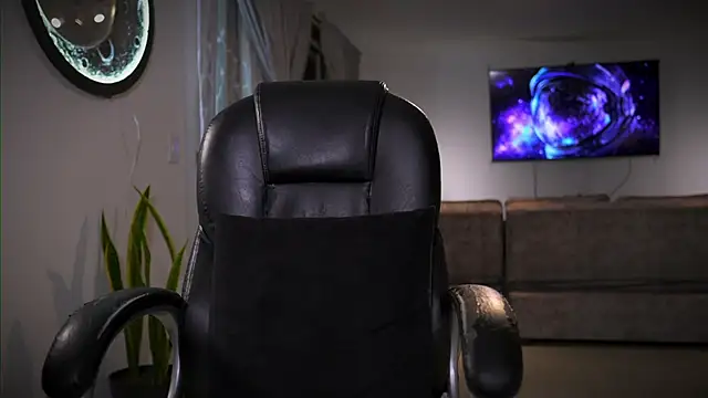 XXX chat uživo modela Frank_Farrell