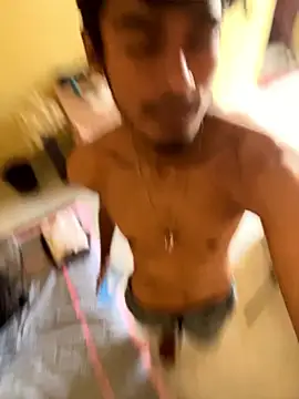 צ'אט XXX בשידור חי של GunSlay