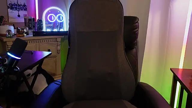 Ghost11_11 Chat XXX live