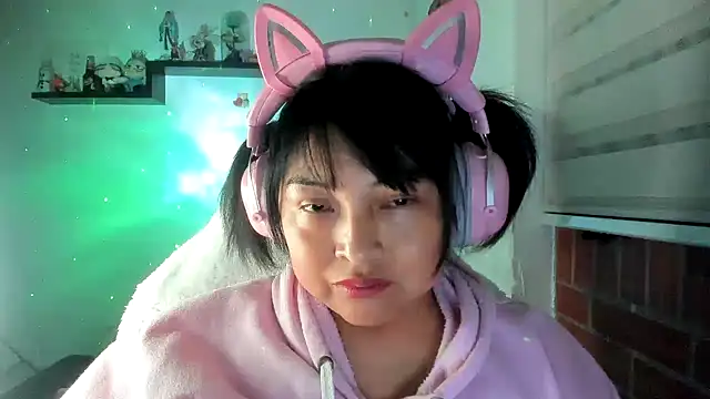 Shaddycute_ Adlı Modelin Canlı XXX Sohbeti
