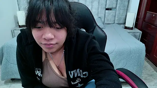 laureentt_'s Live XXX Chat