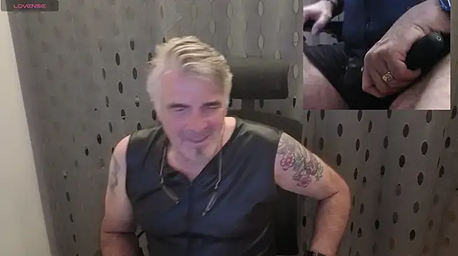 DirtyDaddy_CHn Live XXX chat