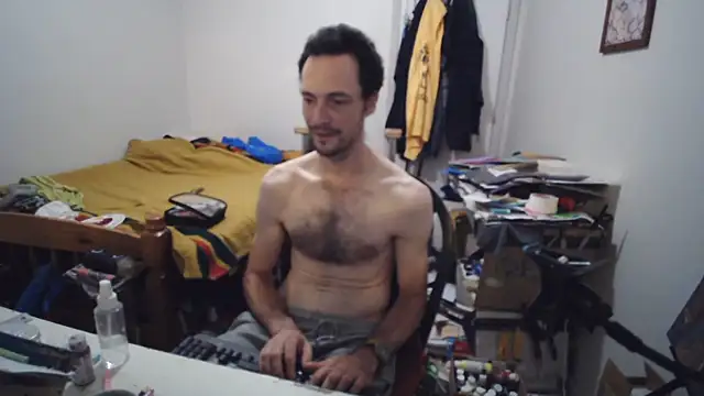 צ'אט XXX בשידור חי של JohnnyMoves