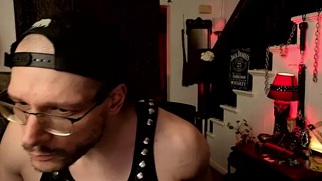 Chat +18 de MasterDaddyCool ao vivo