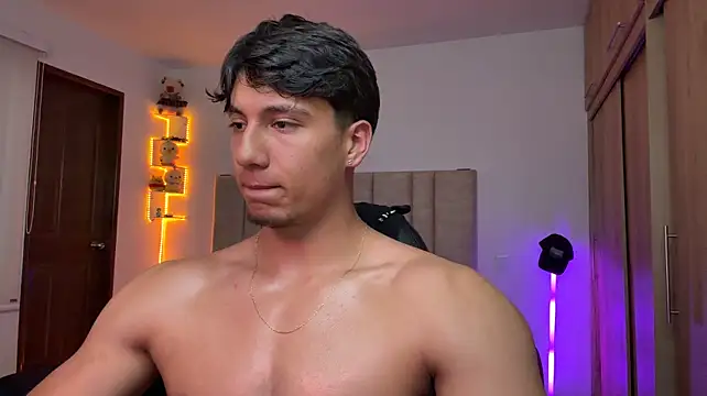 Chat XXX en directo de CHRIS_MORGAN1
