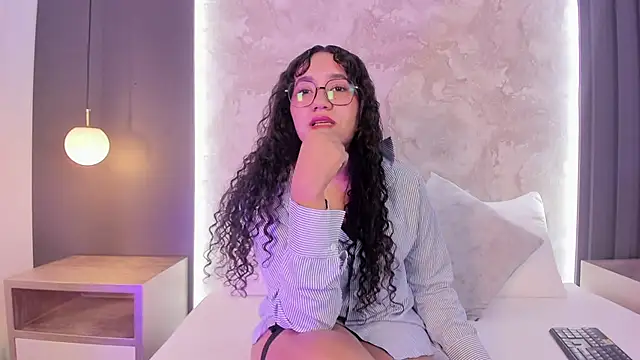 alysson_moon_'s Live XXX Chat