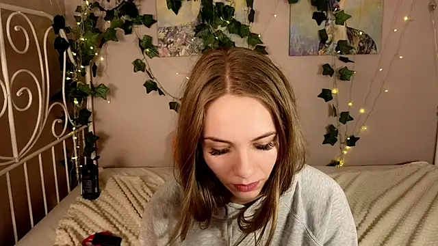 دردشة Cutie__Kitty الجنسية المباشرة