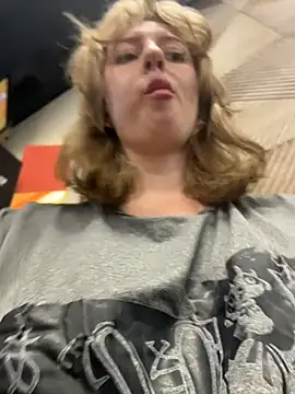Živý XXX chat RonnieKiss