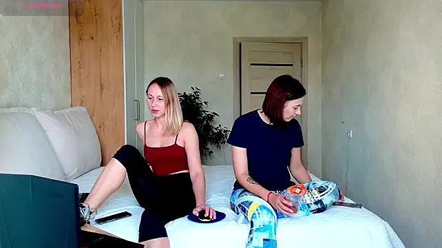 Helen198705 Adlı Modelin Canlı XXX Sohbeti