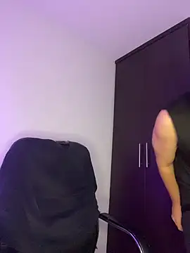 BjornSteel 라이브 XXX 채팅