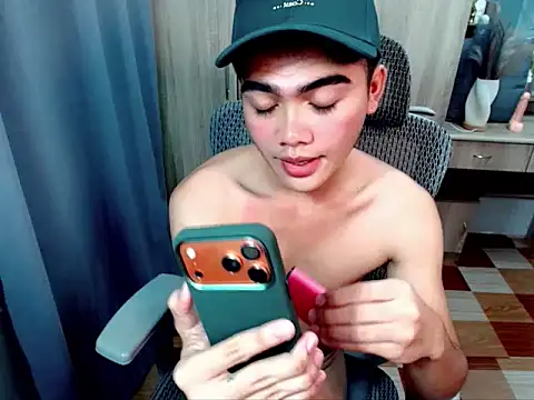 ItsKenny – Naživo XXX chat