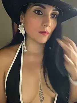Miaswwe's Live XXX Chat
