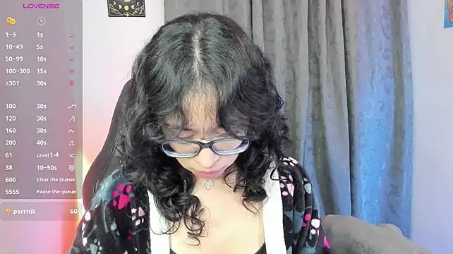 Chat XXX ao vivo de indra_cam