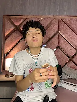 ian_mathias_n Live XXX chat