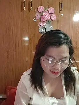 Cover-baa 即時 XXX 聊天