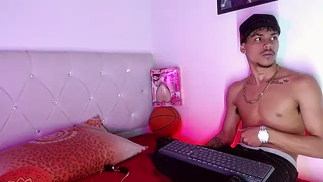 Angel_foxc13: απευθείας συνομιλία ΧΧΧ