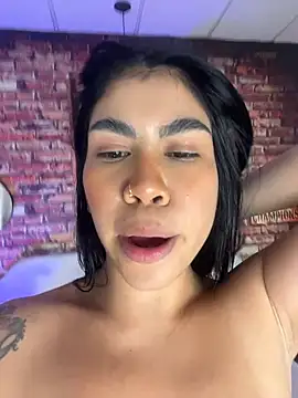 دردشة SmileyBabeXXX الجنسية المباشرة