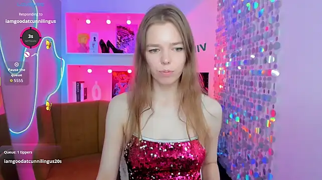 TinaTayylor Chat XXX live