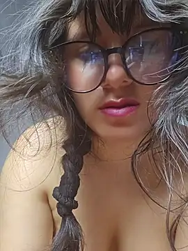 Chat XXX en directo de Kitty_Kalifa