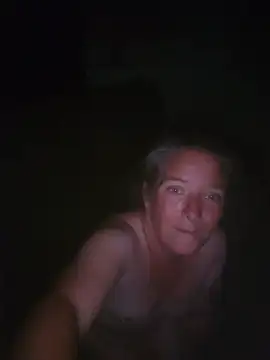 XXX chat uživo modela 0fdiamond69