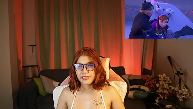 CrystalFairy007 Adlı Modelin Canlı XXX Sohbeti