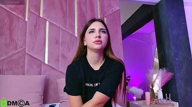 VanillaGoldX's Live XXX Chat