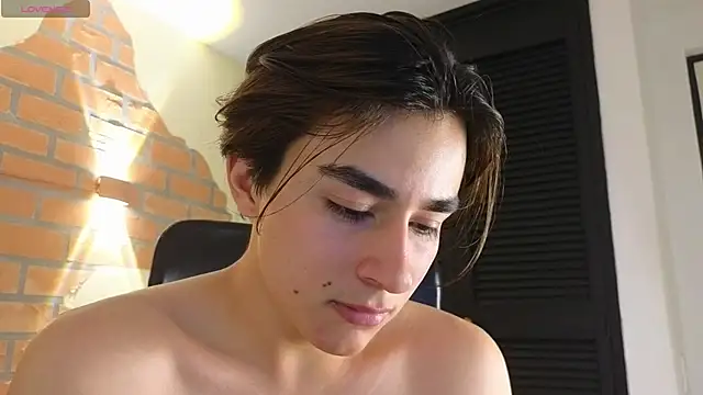 Connorr_01 Live XXX-chat