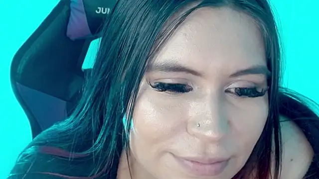 cata__gutierrez_'s Live XXX Chat