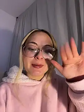 XXX chat uživo modela Lila2005