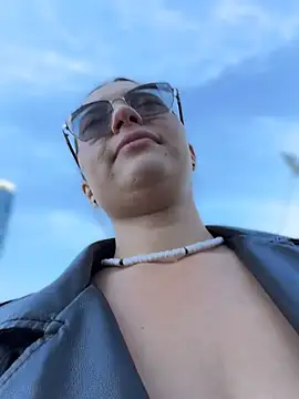 LunaMood's Live XXX Chat