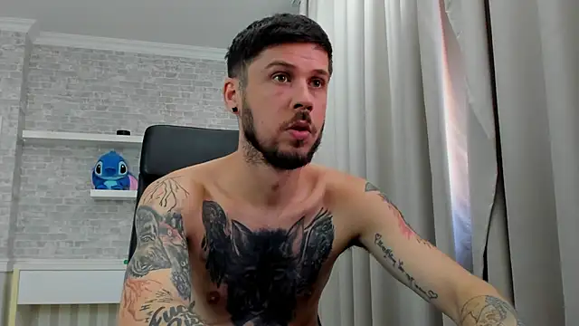JonahShaw's Live XXX Chat