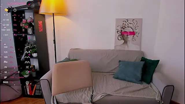 graseflower Adlı Modelin Canlı XXX Sohbeti