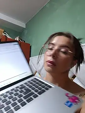 Онлайн чат XXX Emmasweet_Val