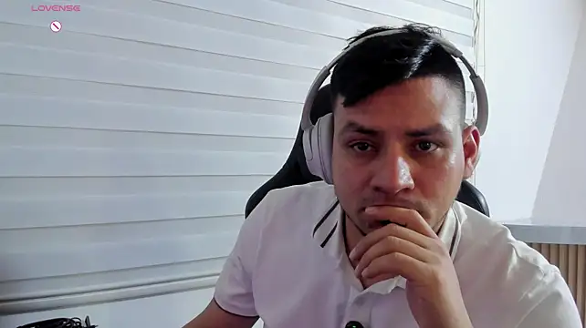 Živý XXX chat Rick_Adams