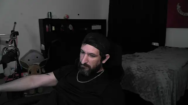 DevilPup75_ XXX чат на живо