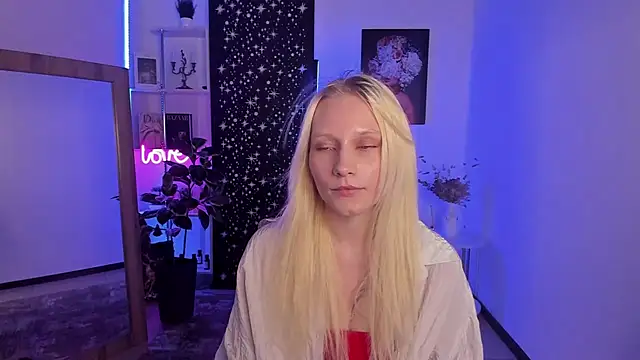 ElodieRenaud Chat XXX in diretta