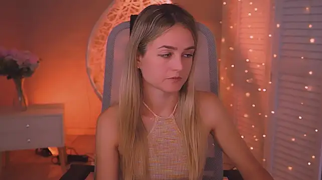 XXX chat uživo modela DeboraLarson