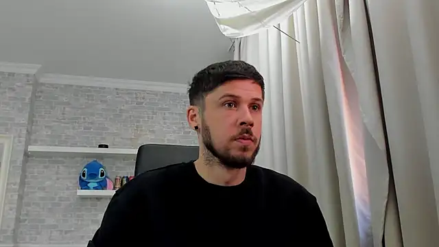 Živý XXX chat JonahShaw