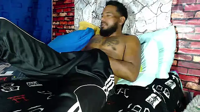 BladeFoxxx1 라이브 XXX 채팅