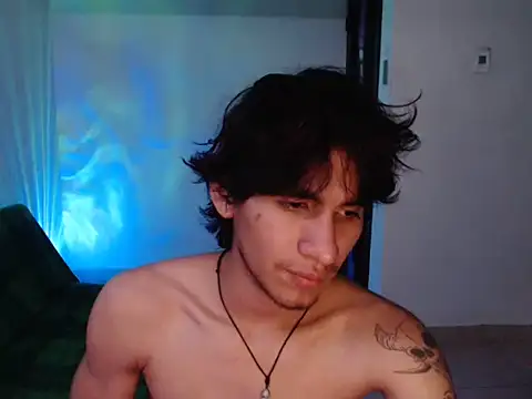 Živý XXX chat ElliotAzert