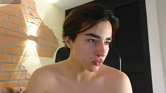 Connorr_01 Live XXX-chat
