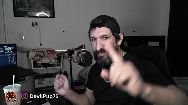DevilPup75_ XXX чат на живо