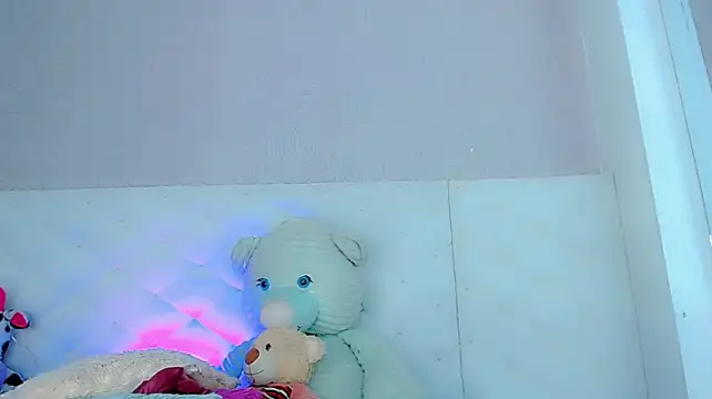 XXX chat uživo modela sheylarjenner_23