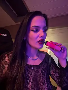 Онлайн чат XXX LunnaVey