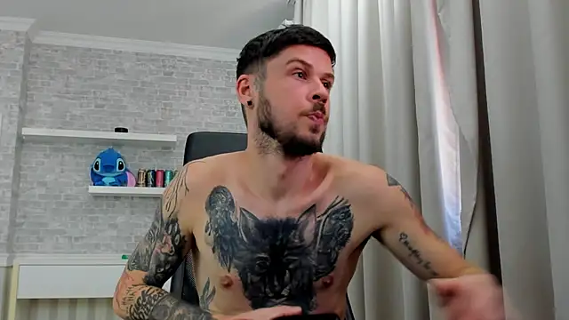 JonahShaw XXX чат на живо
