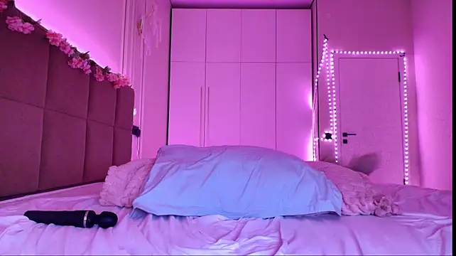 lalisabrown Adlı Modelin Canlı XXX Sohbeti