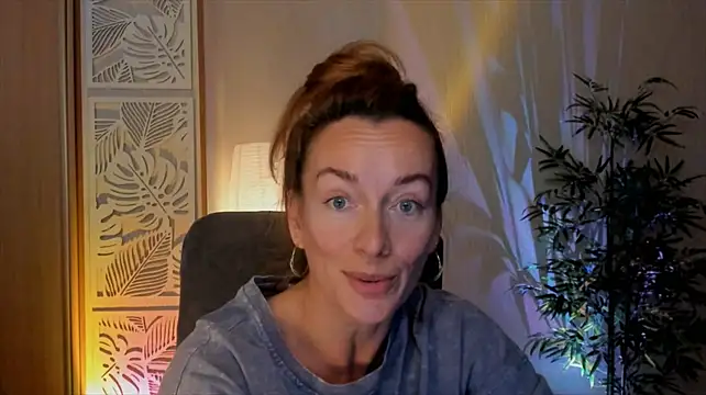 RebeccaMartinez's Live XXX Chat