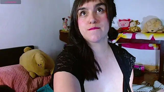 Онлайн чат XXX collette_beaufoy_